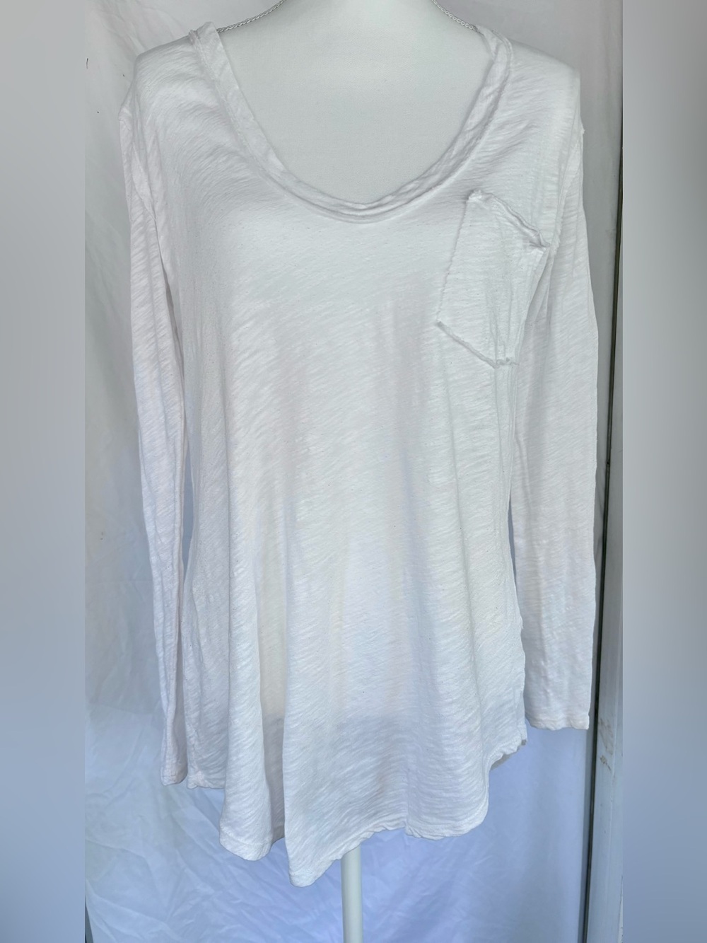 We The Free Free People White Slouchy Scoop Neck Pocket Tee Small